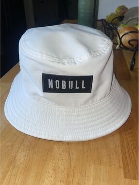 NOBULL bucket hat S/M